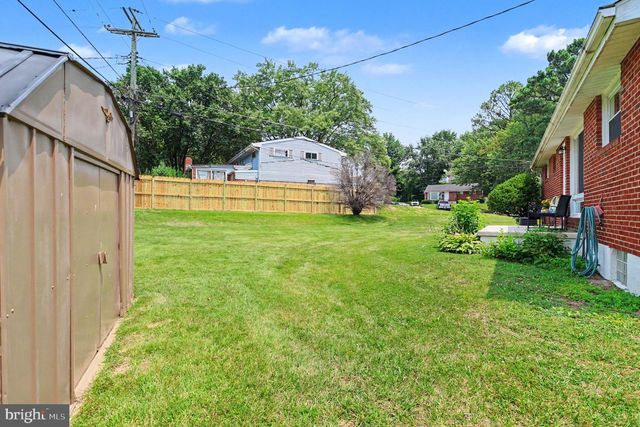 6214 GOLDEN RING RD, Baltimore, MD 21237