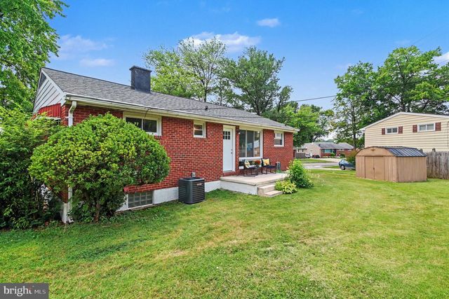 6214 GOLDEN RING RD, Baltimore, MD 21237