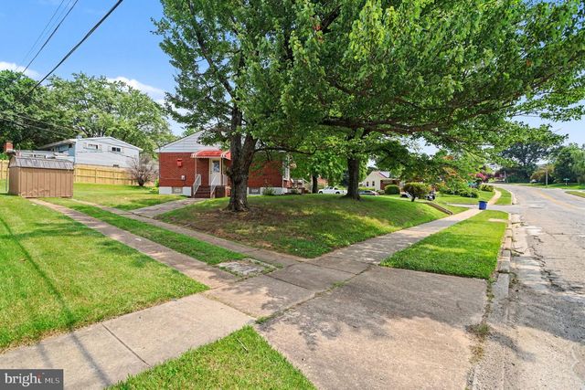 6214 GOLDEN RING RD, Baltimore, MD 21237