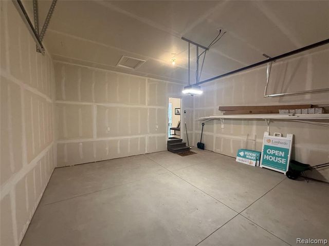 20768 Burn Drive, Macomb, MI 48044