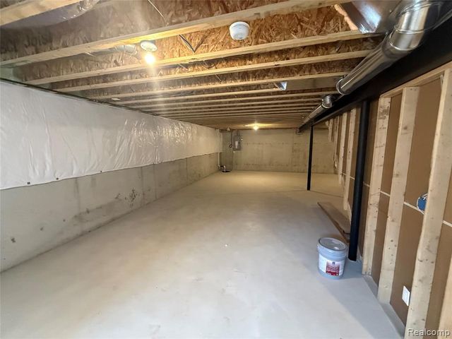 20768 Burn Drive, Macomb, MI 48044
