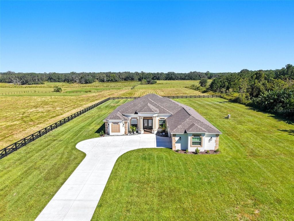 3256 STATION BOULEVARD, Brooksville, FL 34604