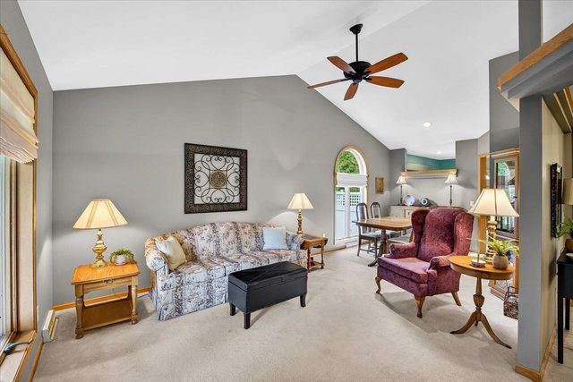 706 Summerton Court, Sun Prairie, WI 53590