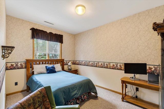 706 Summerton Court, Sun Prairie, WI 53590