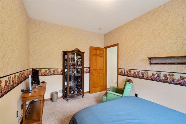 706 Summerton Court, Sun Prairie, WI 53590