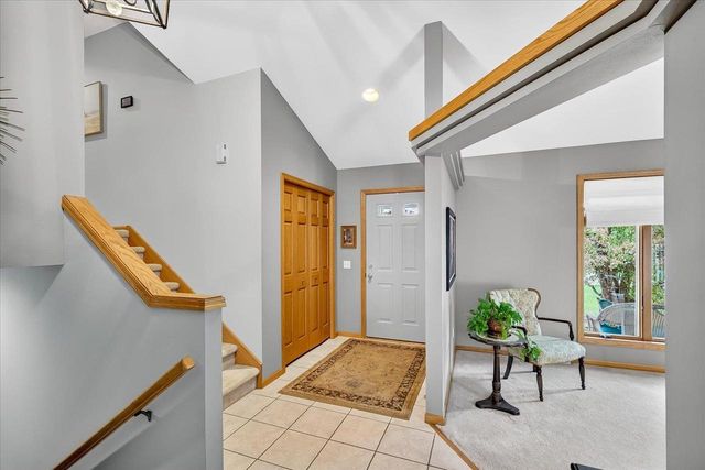706 Summerton Court, Sun Prairie, WI 53590