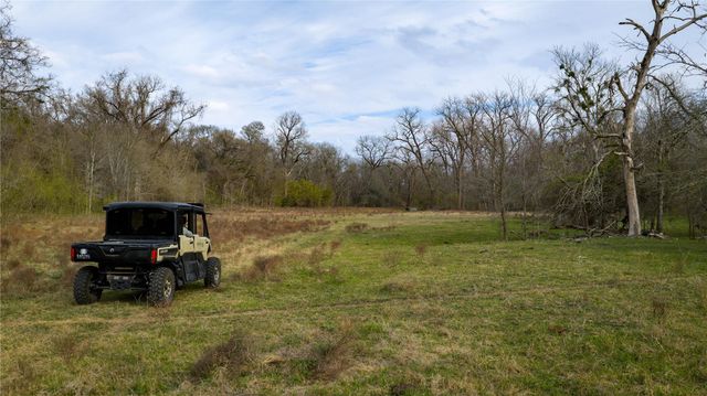 218 Brody LN, Bastrop, TX 78602