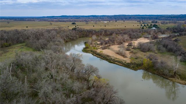 218 Brody LN, Bastrop, TX 78602