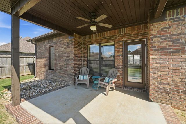 1215 Bird Song Dr, Conway, AR 72032