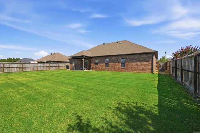 1215 Bird Song Dr, Conway, AR 72032