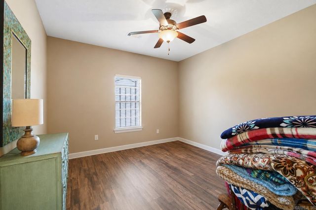1215 Bird Song Dr, Conway, AR 72032