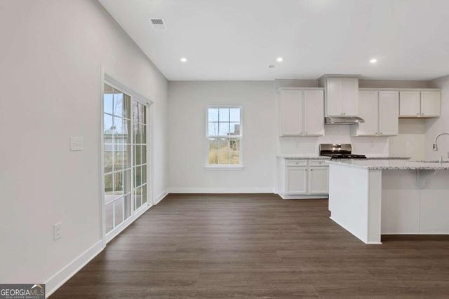 1248 Burlington Court, Mcdonough, GA 30253