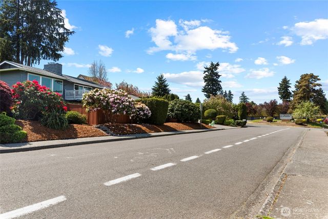 1029 S 289th Street, Federal Way, WA 98003