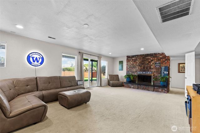 1029 S 289th Street, Federal Way, WA 98003