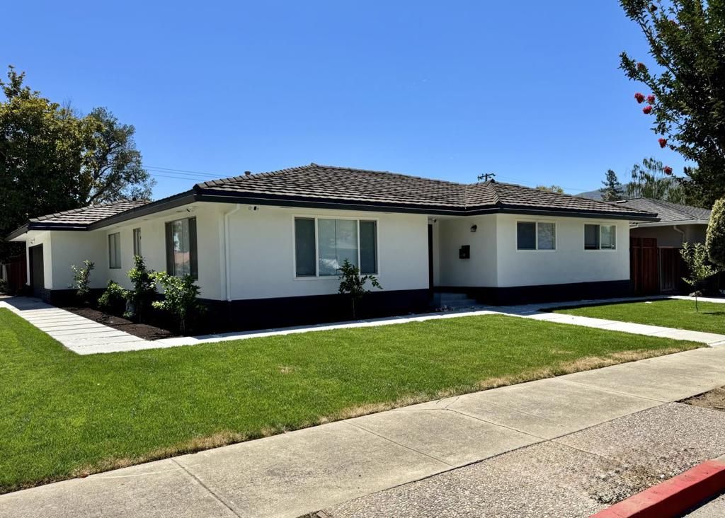 700 Eschenburg Drive, Gilroy, CA 95020
