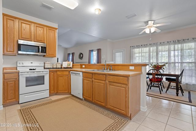 3106 Stonewood Drive, Ocean Springs, MS 39564