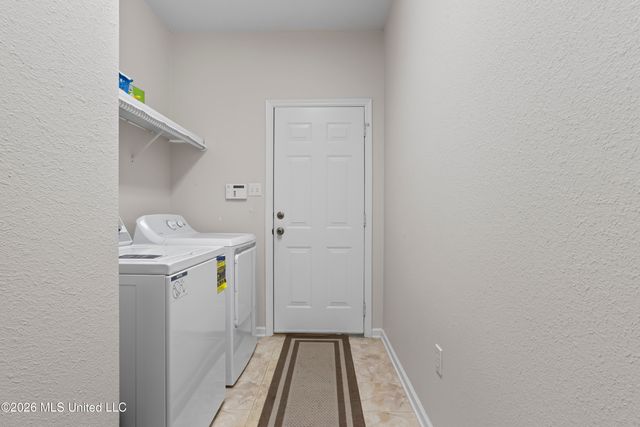 3106 Stonewood Drive, Ocean Springs, MS 39564