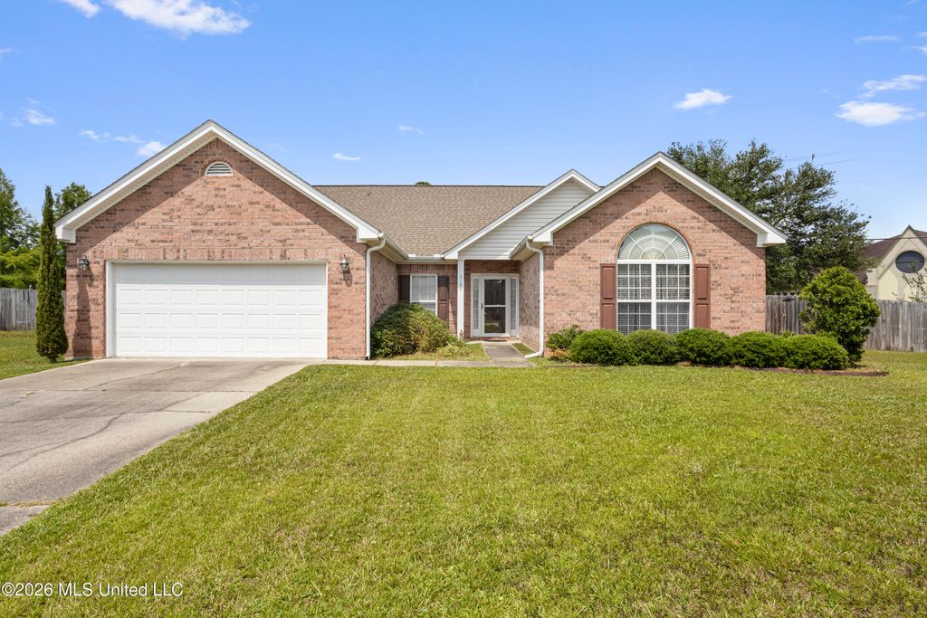 3106 Stonewood Drive, Ocean Springs, MS 39564