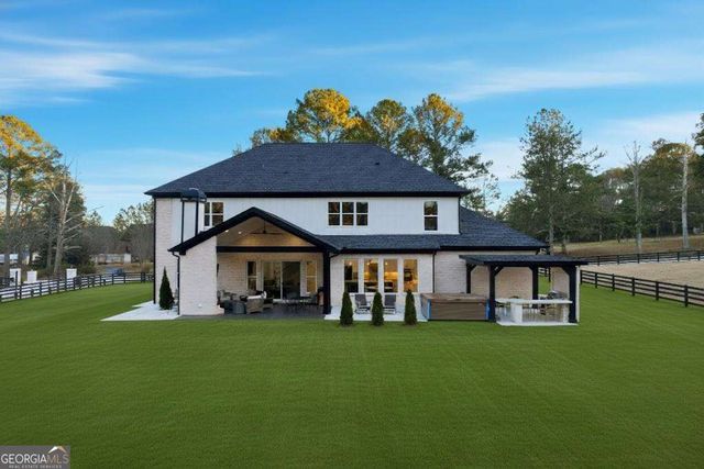 1437 Leach Drive, Lawrenceville, GA 30045