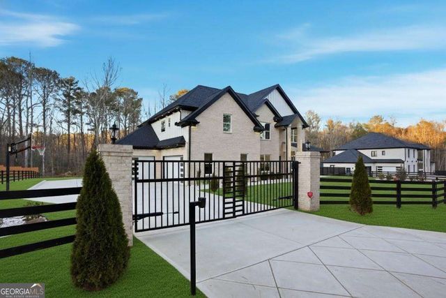 1437 Leach Drive, Lawrenceville, GA 30045