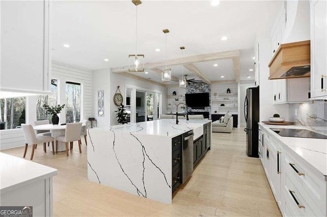 1437 Leach Drive, Lawrenceville, GA 30045