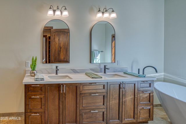 957 CHENEY RANCH Loop, Show Low, AZ 85901