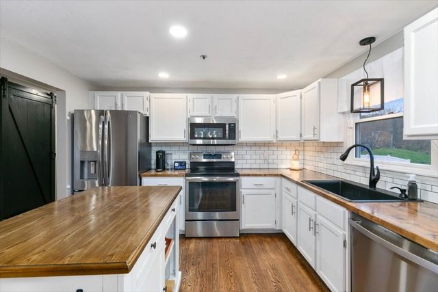 9 Windmill Rd., Haverhill, MA 01830