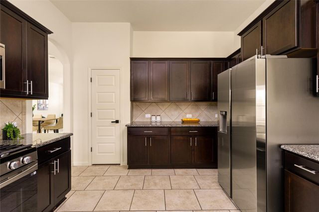 1926 Tawakoni DR, Round Rock, TX 78664