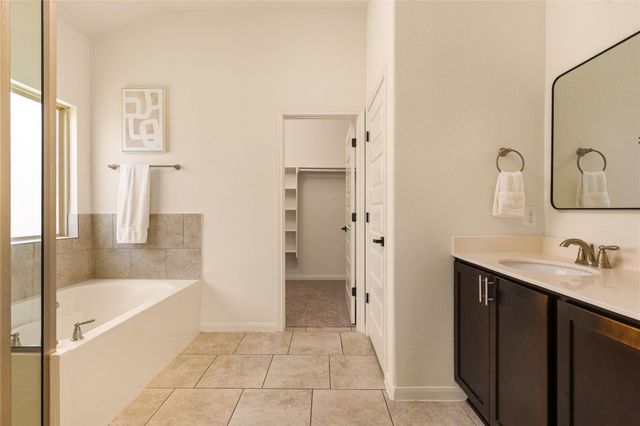1926 Tawakoni DR, Round Rock, TX 78664