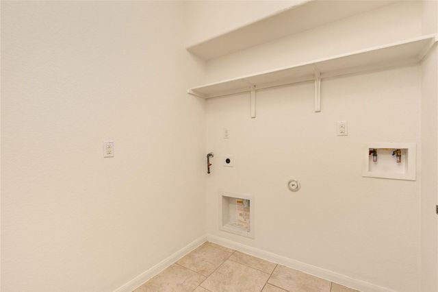 1926 Tawakoni DR, Round Rock, TX 78664