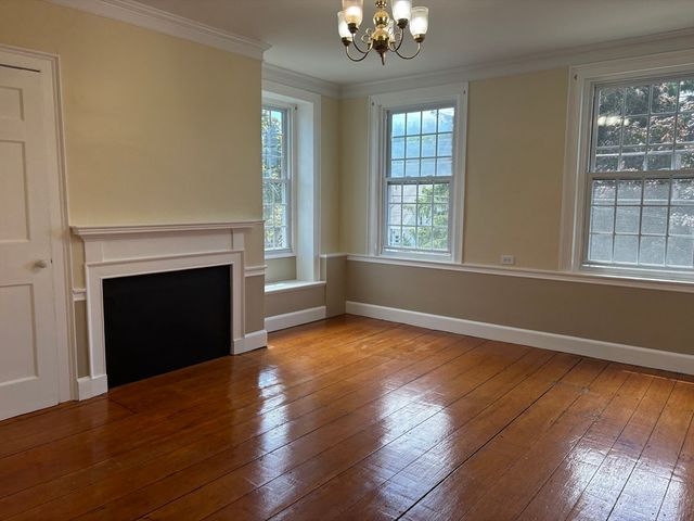 59 Main St 2S, Kingston, MA 02364