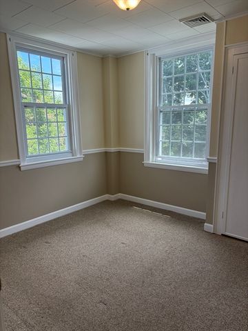 59 Main St 2S, Kingston, MA 02364