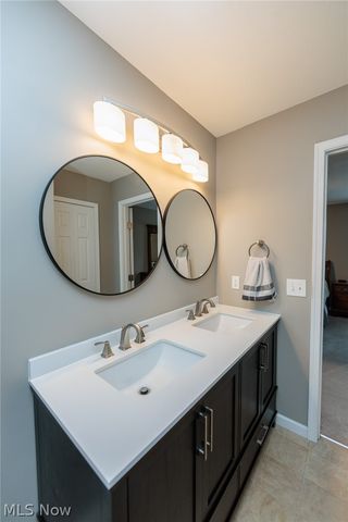 1422 Mclean Avenue, Streetsboro, OH 44241