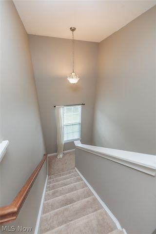 1422 Mclean Avenue, Streetsboro, OH 44241
