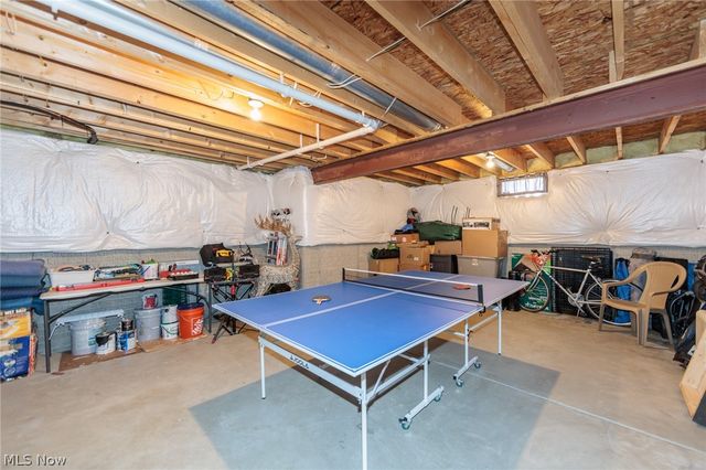 1422 Mclean Avenue, Streetsboro, OH 44241