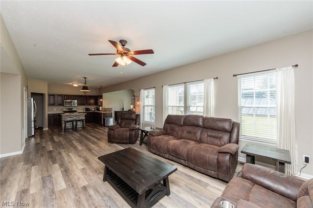 1422 Mclean Avenue, Streetsboro, OH 44241