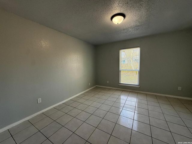 1311 Hortencia Ave. B, San Antonio, TX 78228