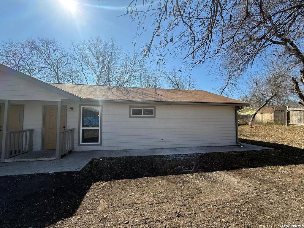 1311 Hortencia Ave. B, San Antonio, TX 78228