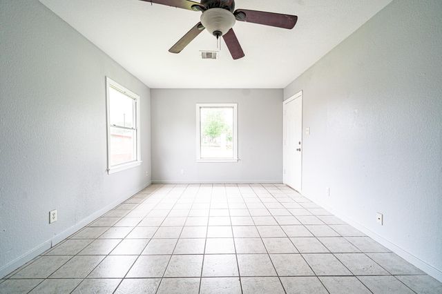 6417 Rolla Street, Houston, TX 77055