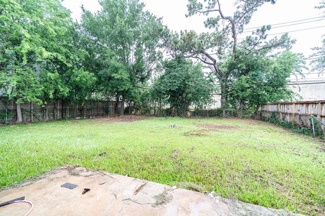 6417 Rolla Street, Houston, TX 77055