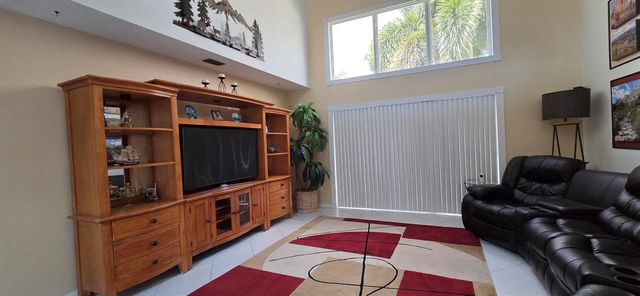 198 NW 48th Avenue, Deerfield Beach, FL 33442