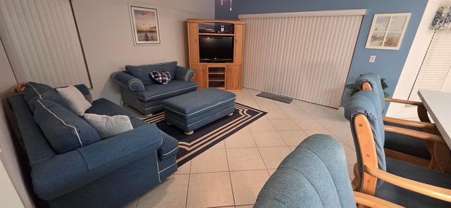 198 NW 48th Avenue, Deerfield Beach, FL 33442