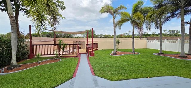 198 NW 48th Avenue, Deerfield Beach, FL 33442
