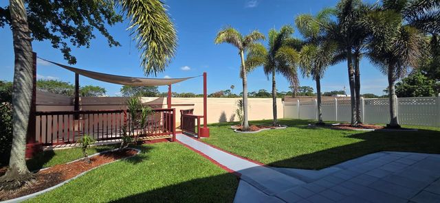 198 NW 48th Avenue, Deerfield Beach, FL 33442