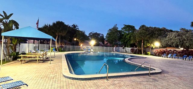 198 NW 48th Avenue, Deerfield Beach, FL 33442