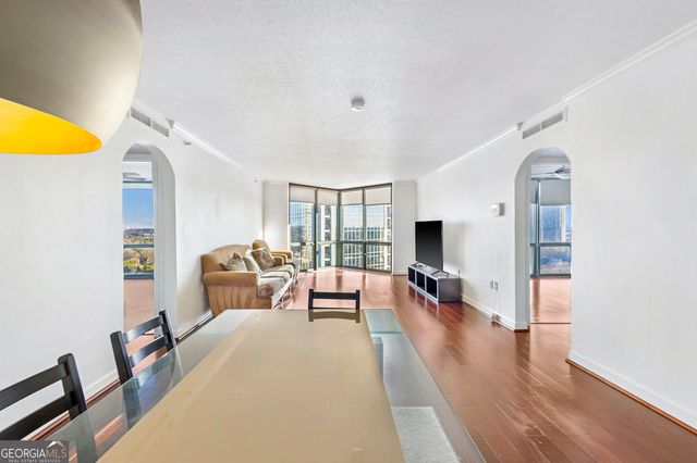 2870 Pharr Court South 1905, Atlanta, GA 30305