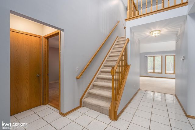 47846 North Avenue, Macomb Twp, MI 48042