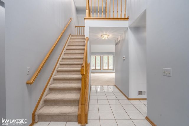 47846 North Avenue, Macomb Twp, MI 48042