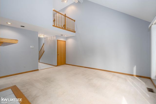 47846 North Avenue, Macomb Twp, MI 48042