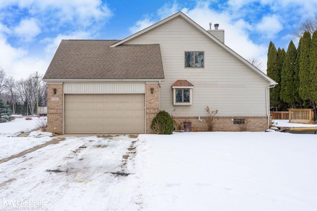 47846 North Avenue, Macomb Twp, MI 48042